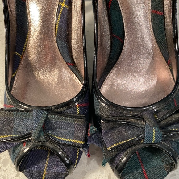 Women’s Unlisted size 8 blue: green plaid heels - Picture 5 of 8